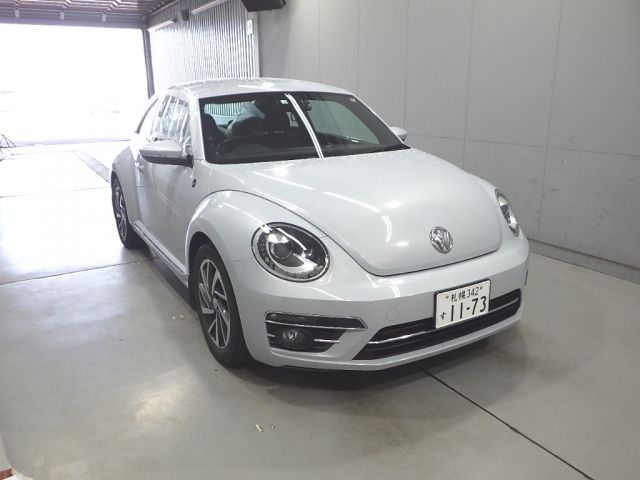 30094 Volkswagen The beetle 16CBZ 2018 г. (Honda Hokkaido)